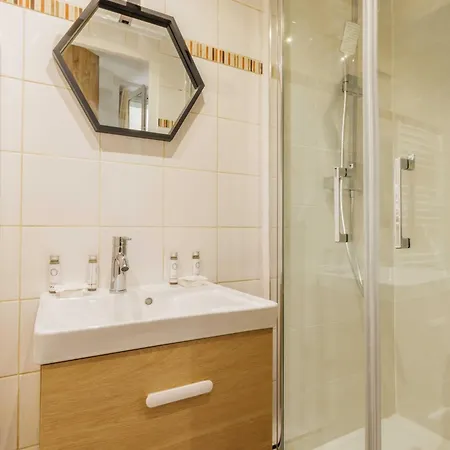 Peaceful - 2p - Buttes-chaumont With Ac París